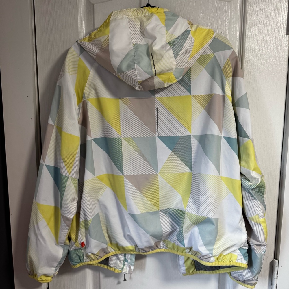 Geometric Patterned Woman’s Windbreaker Jacket Si… - image 3